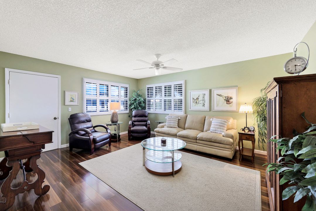 766 Central Ave #319, Naples, FL 34102