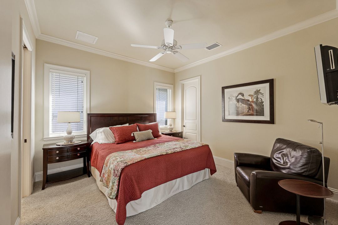 10590 Via Milano Dr, Miromar Lakes, FL 33913