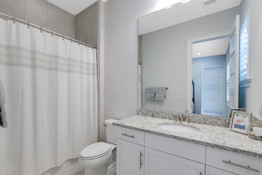 5771 Clarendon Dr, Naples, FL 34113