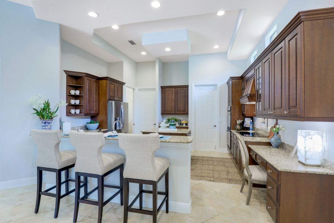 3114 Terramar Ct, Naples, FL 34119