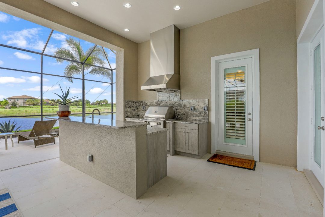 9249 Esplanade Blvd, Naples, FL 34119