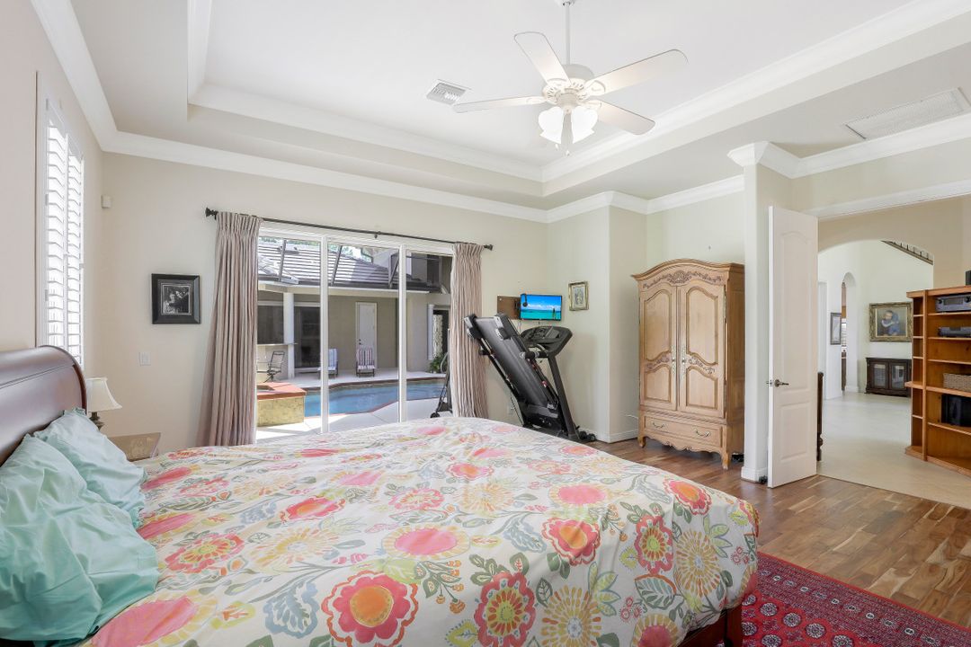 3660 7th Ave NW, Naples, FL 34120