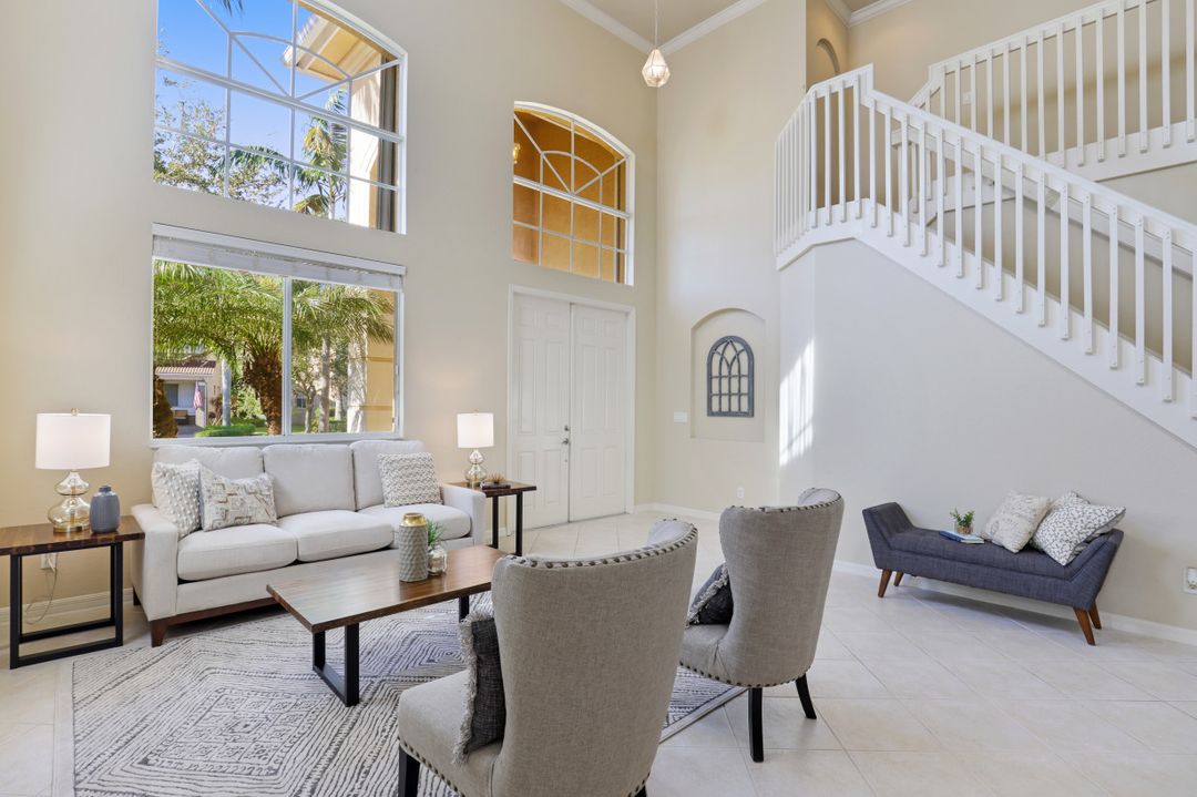 8346 Sumner Ave, Fort Myers, FL 33908