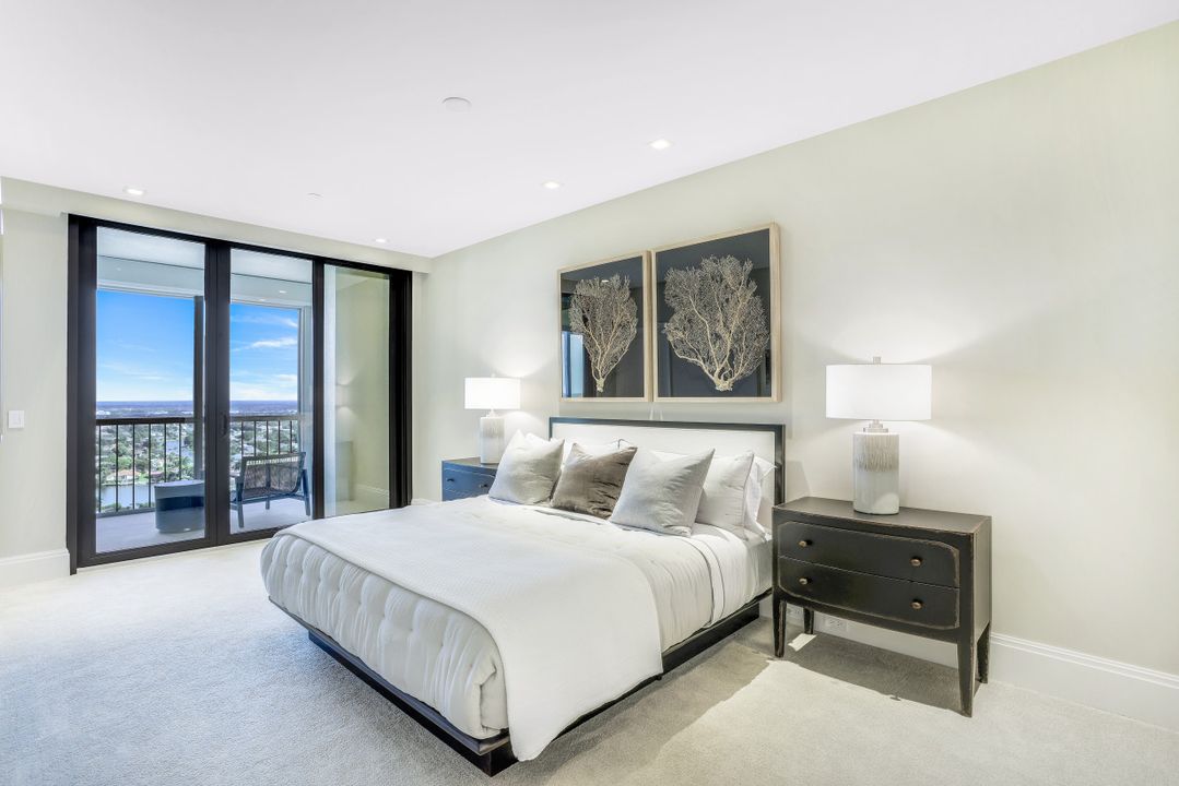 4951 Gulf Shore Blvd N #PH-402, Naples, FL 34103