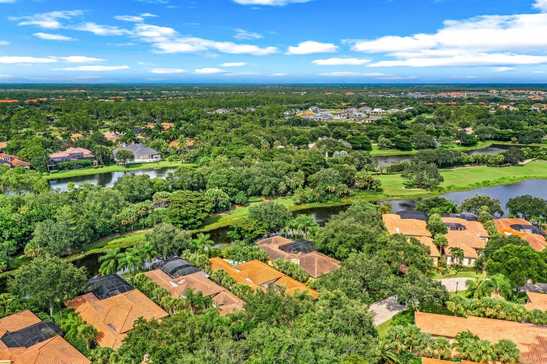 15655 Villoresi Way, Naples, FL 34110