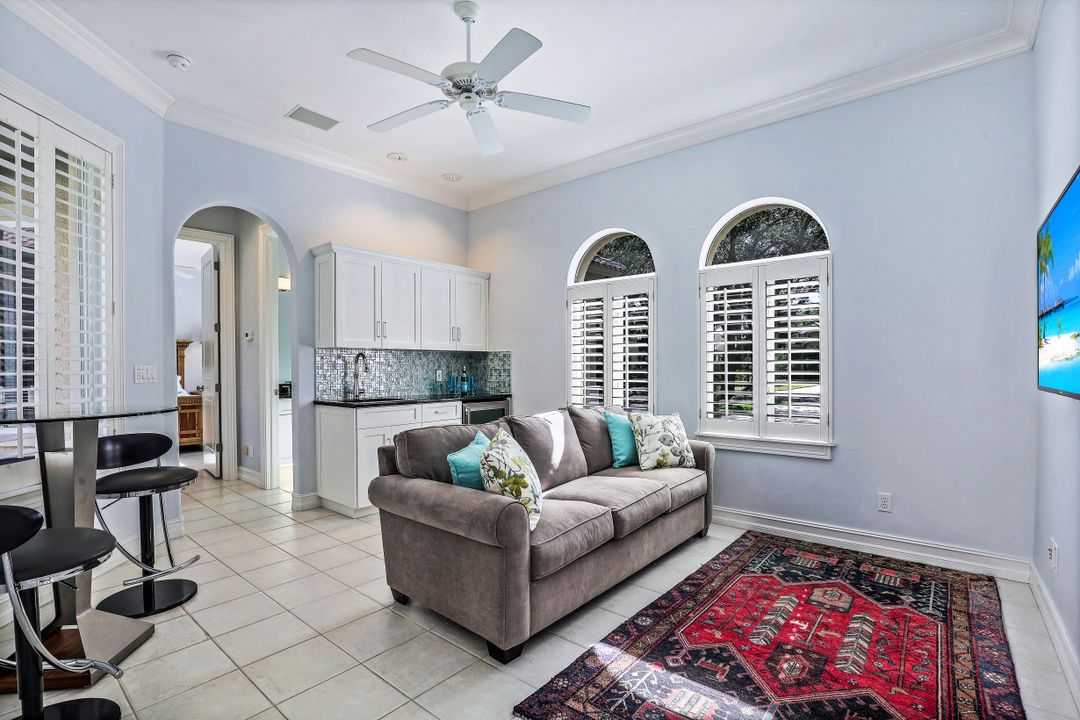 1564 Gormican Ln, Naples, FL 34110