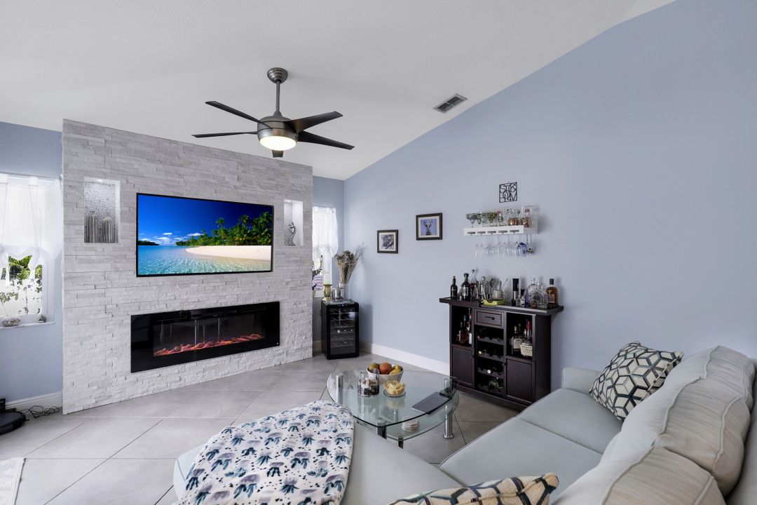 171 Delbrook Way, Marco Island, FL 34145