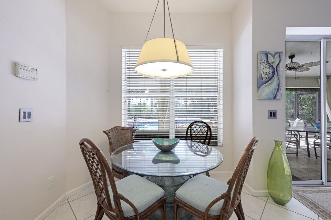 6485 Autumn Woods Blvd, Naples, FL 34109