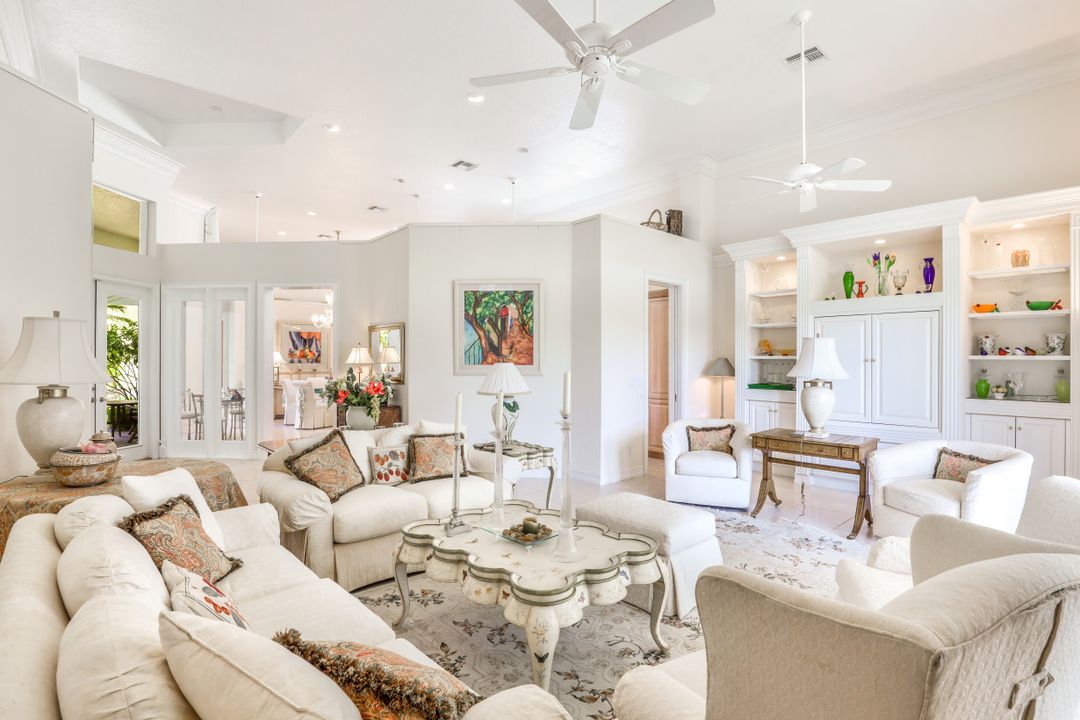 1064 Grand Isle Dr, Naples, FL 34108