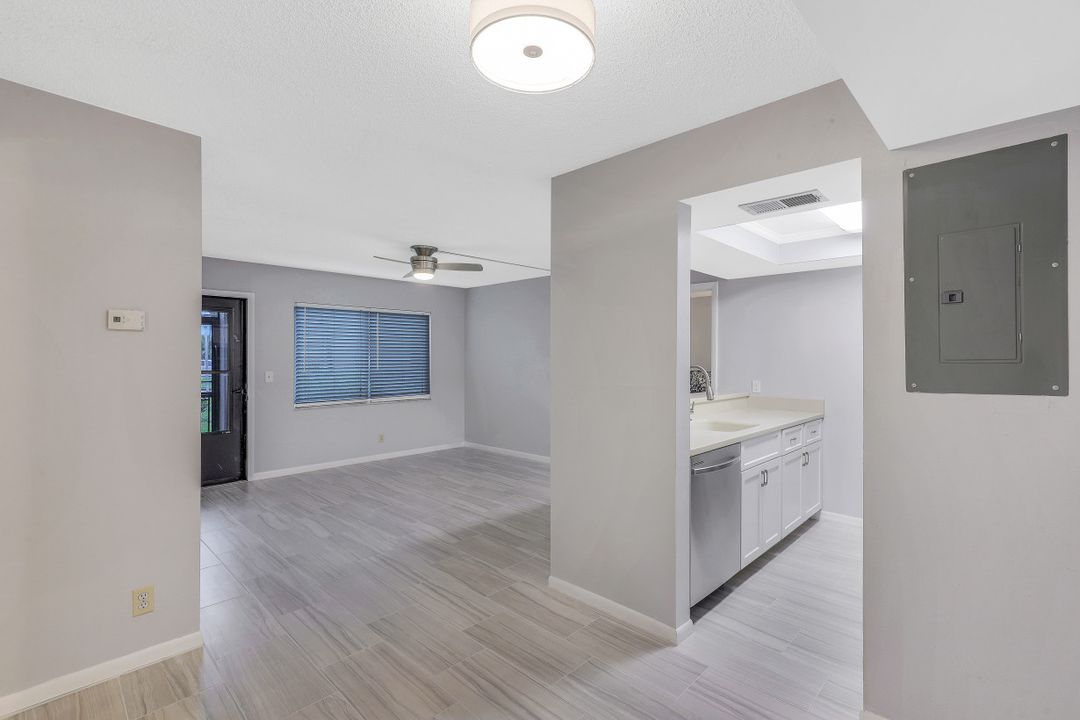 4275 27th Ct SW #104, Naples, FL 34116