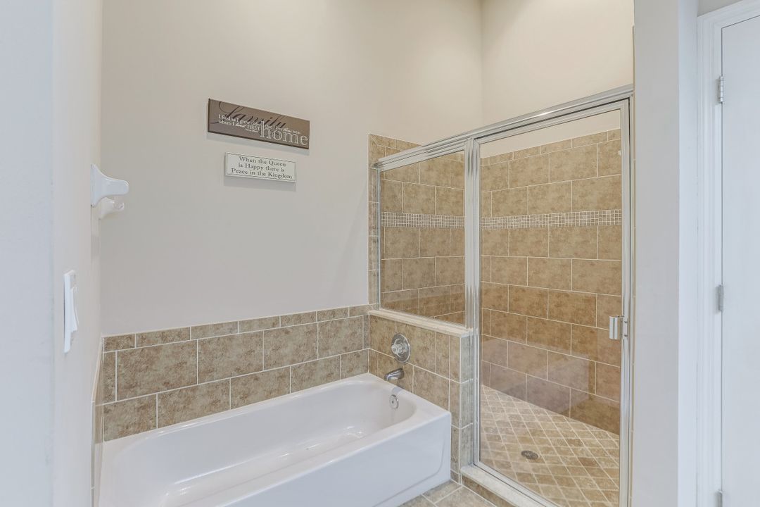 12807 Maiden Cane Ln, Bonita Springs, FL 34135