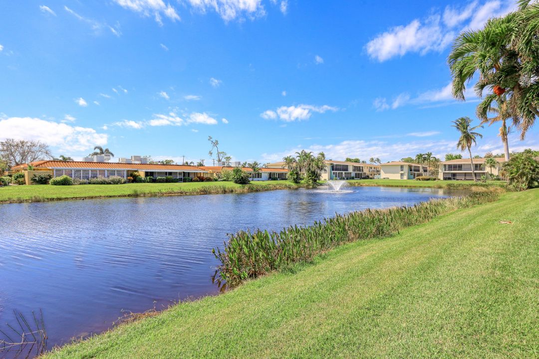 126 Harrison Rd #2, Naples, FL 34112