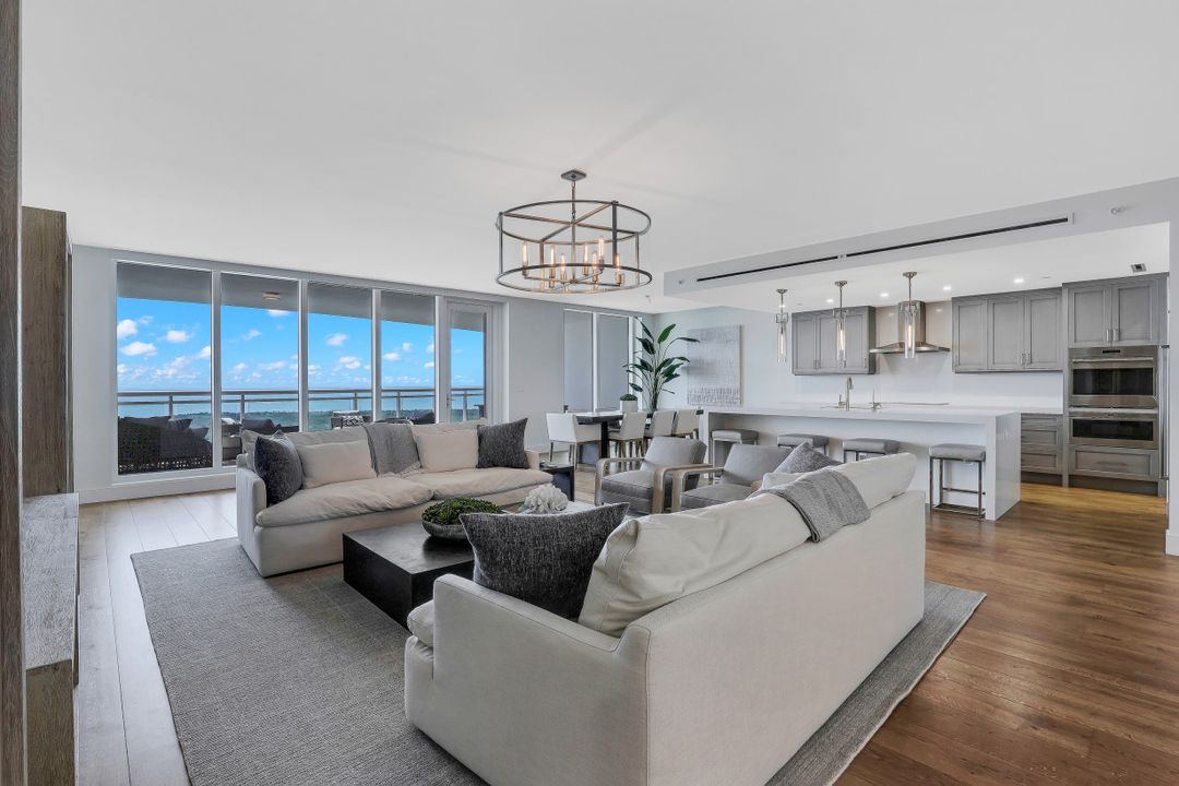 13915 Old Coast Rd #2206, Naples, FL 34110