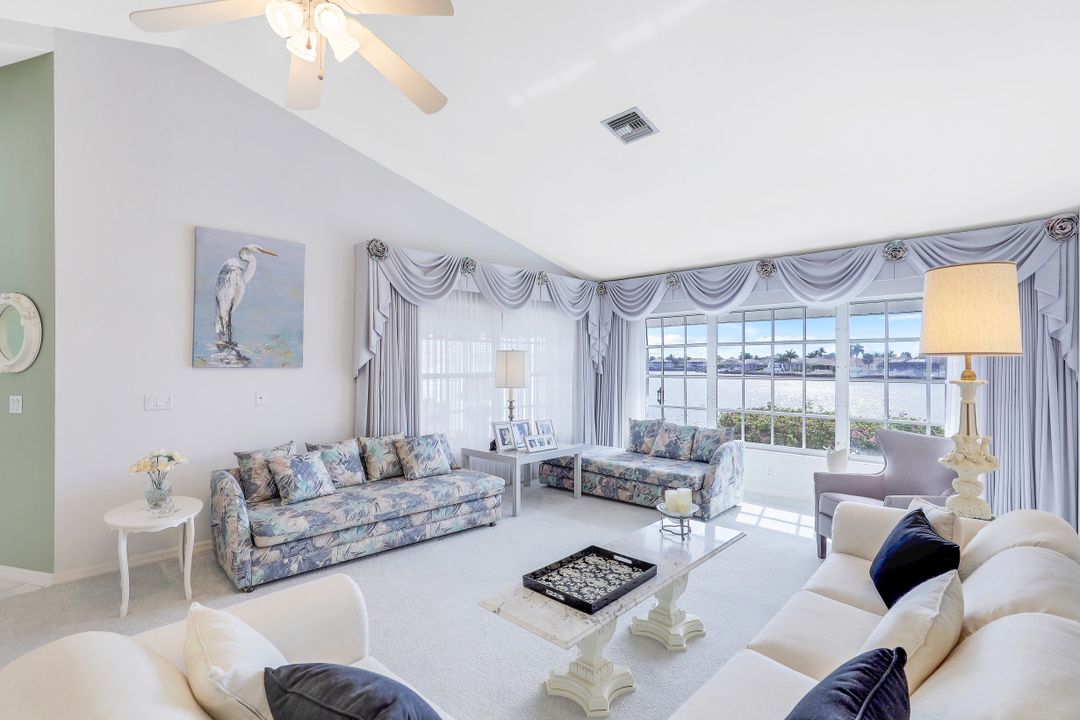 358 Wales Ct, Marco Island, FL 34145