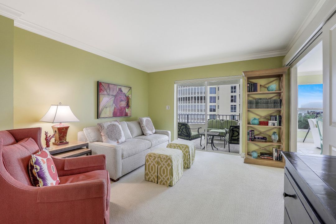 4451 Gulf Shore Blvd N, Naples, FL 34103