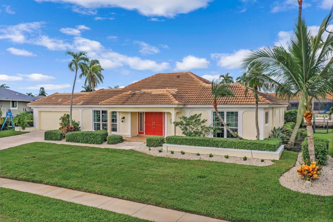 166 Hollyhock Ct, Marco Island, FL 34145