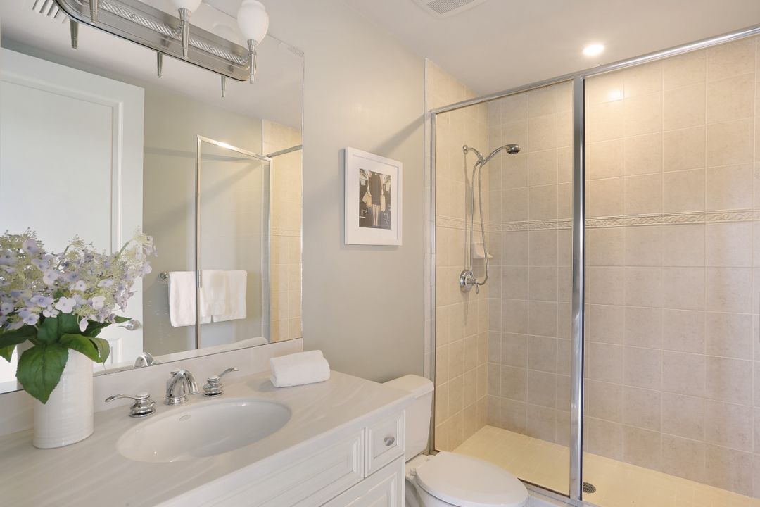 1400 Gulf Shore Blvd N #312, Naples, FL 34102