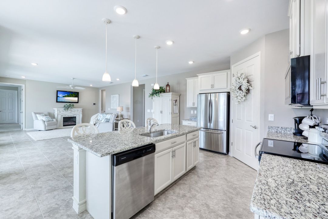 3310 NW 1st Terrace, Cape Coral, FL 33993