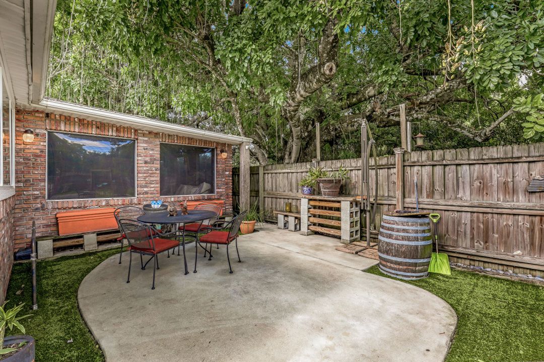 9520 Corkscrew Rd, Estero, FL 33928