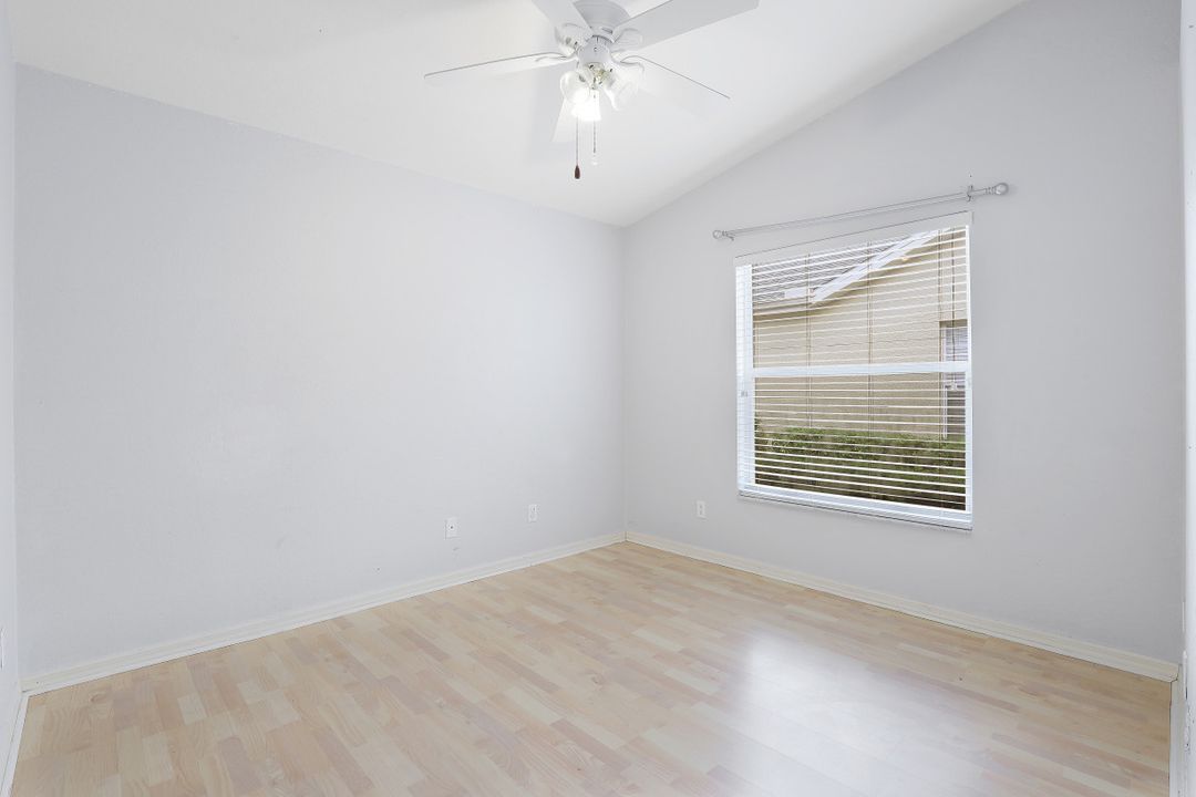 8435 Ibis Cove Cir, Naples, FL 34119