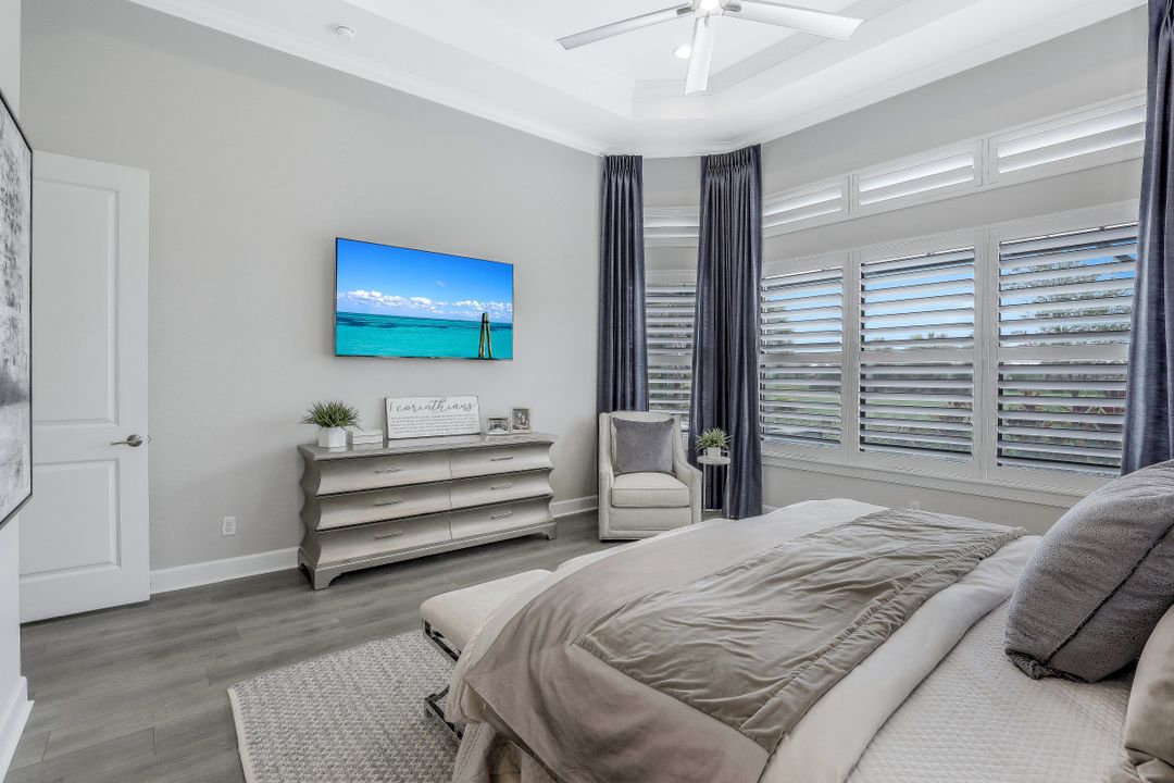 9388 Rapallo St, Naples, FL 34119