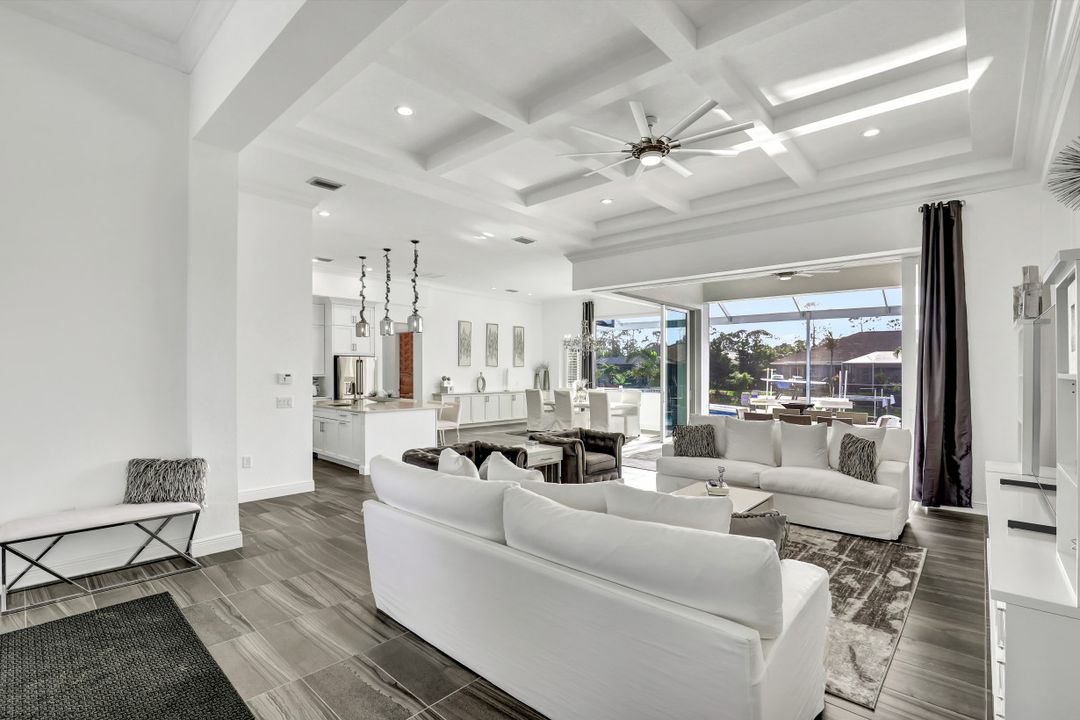 2612 Surfside Blvd, Cape Coral, FL 33914