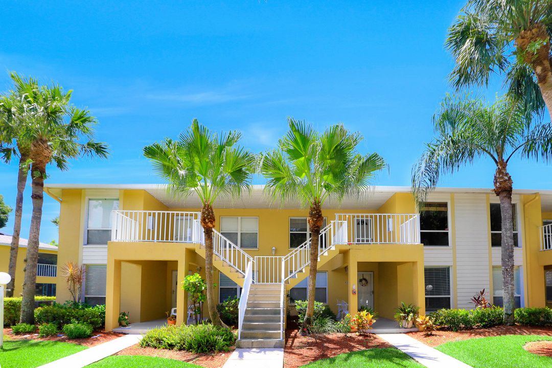 1290 Yesica Ann Cir #G-202, Naples, FL 34110