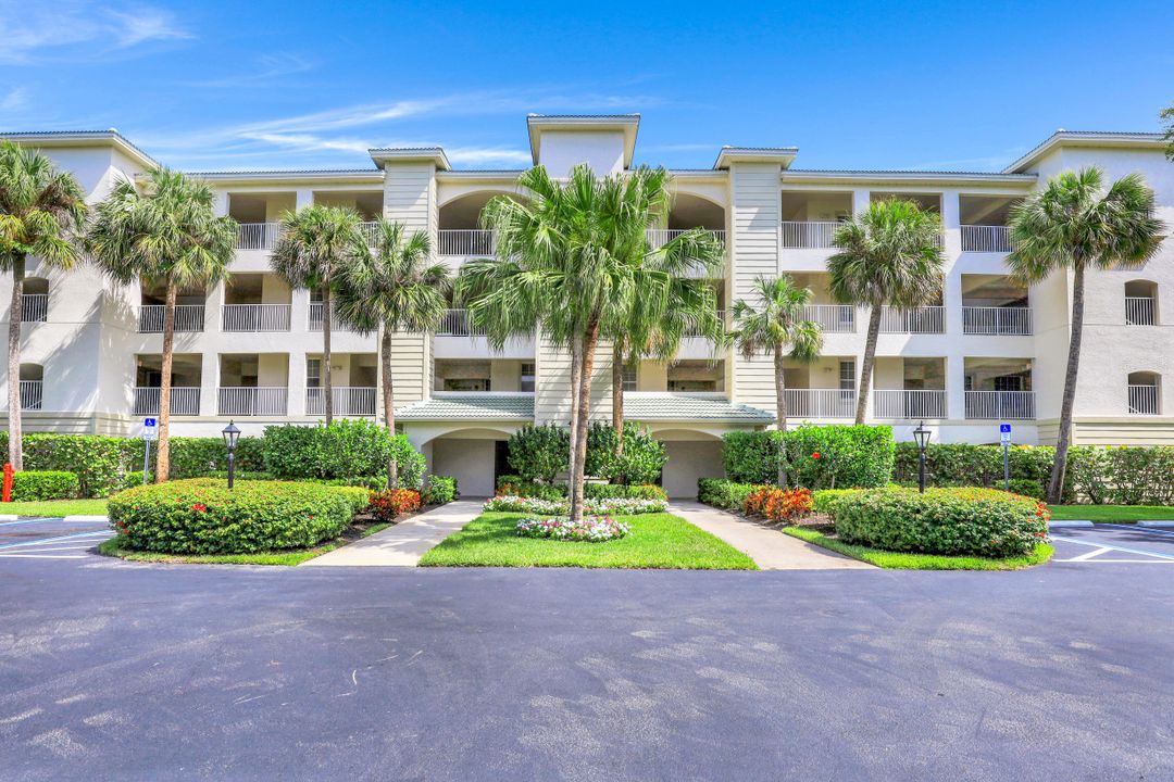 4120 Bayhead Dr #306, Bonita Springs, FL 34134