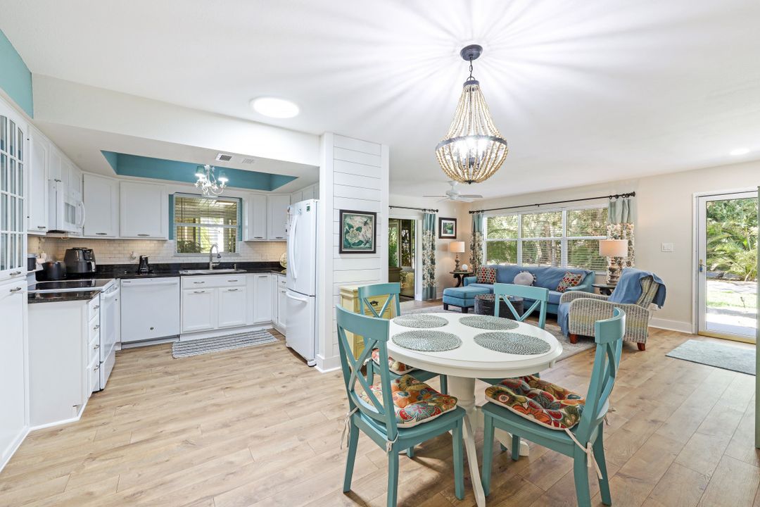 27732 East Dr, Bonita Springs, FL 34135