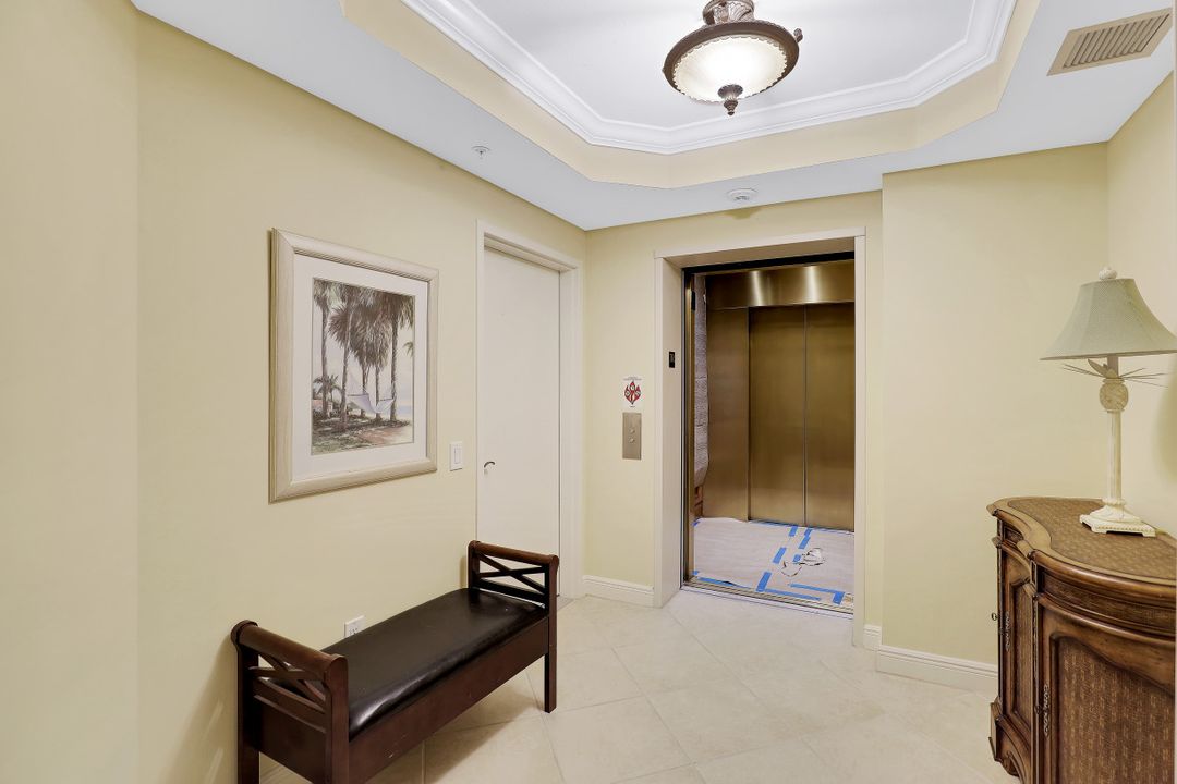 455 Cove Tower Dr #704, Naples, FL 34110