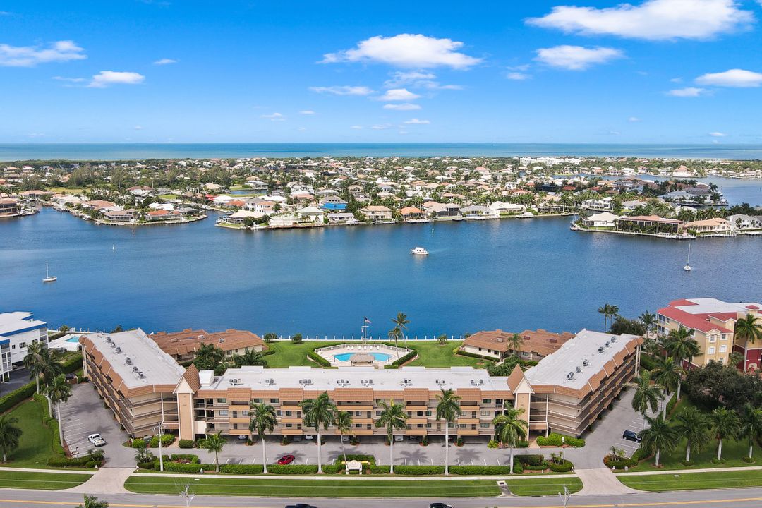 750 W Elkcam Cir #316, Marco Island, FL 34145