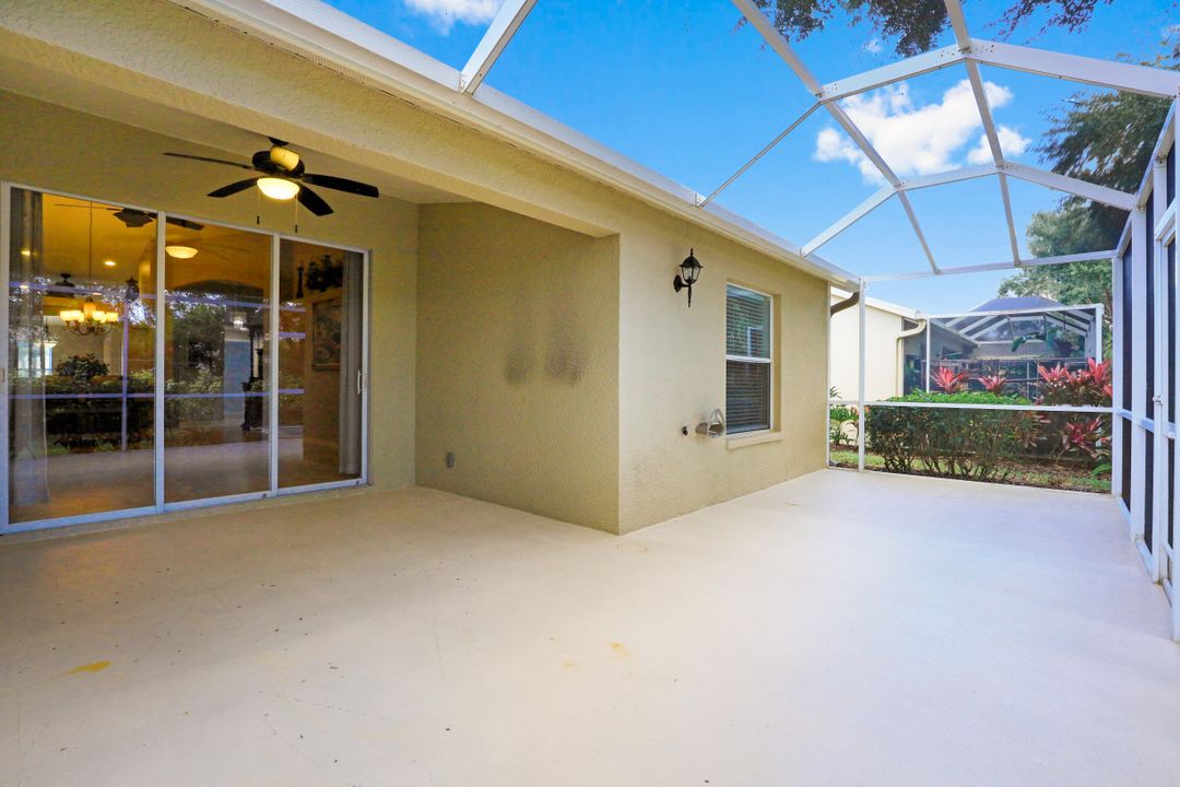 8435 Ibis Cove Cir, Naples, FL 34119