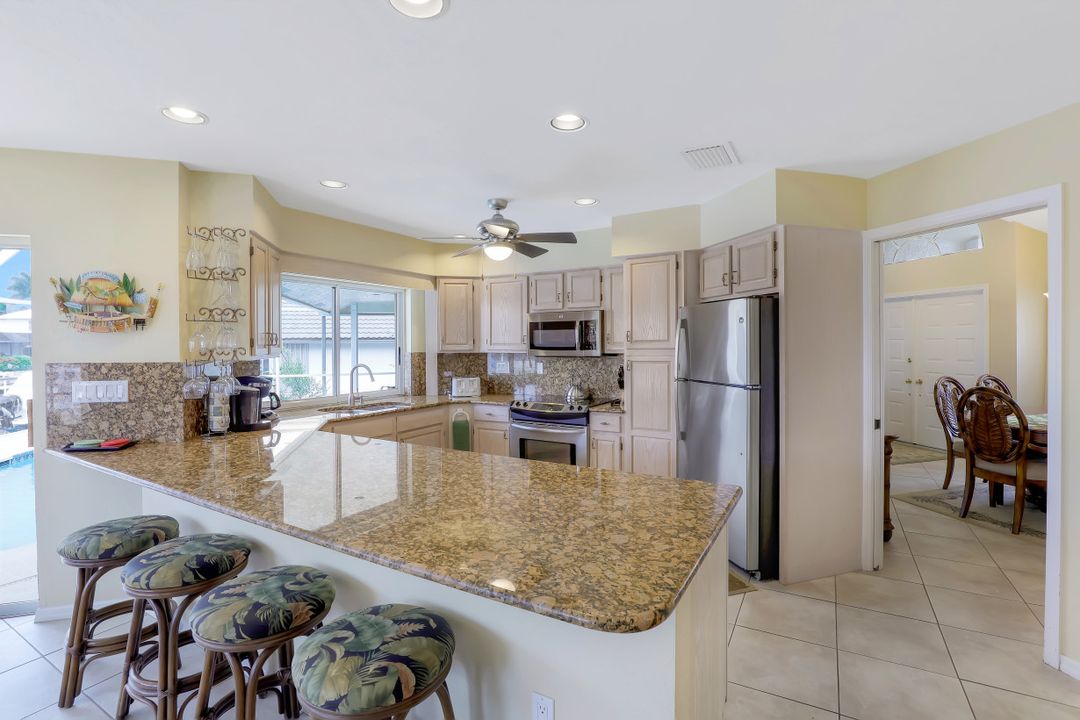 1130 Lighthouse Ct, Marco Island, FL 34145