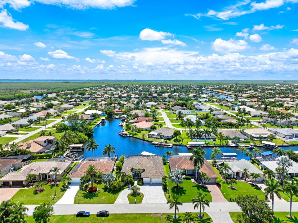 5334 SW 22nd Pl, Cape Coral, FL 33914