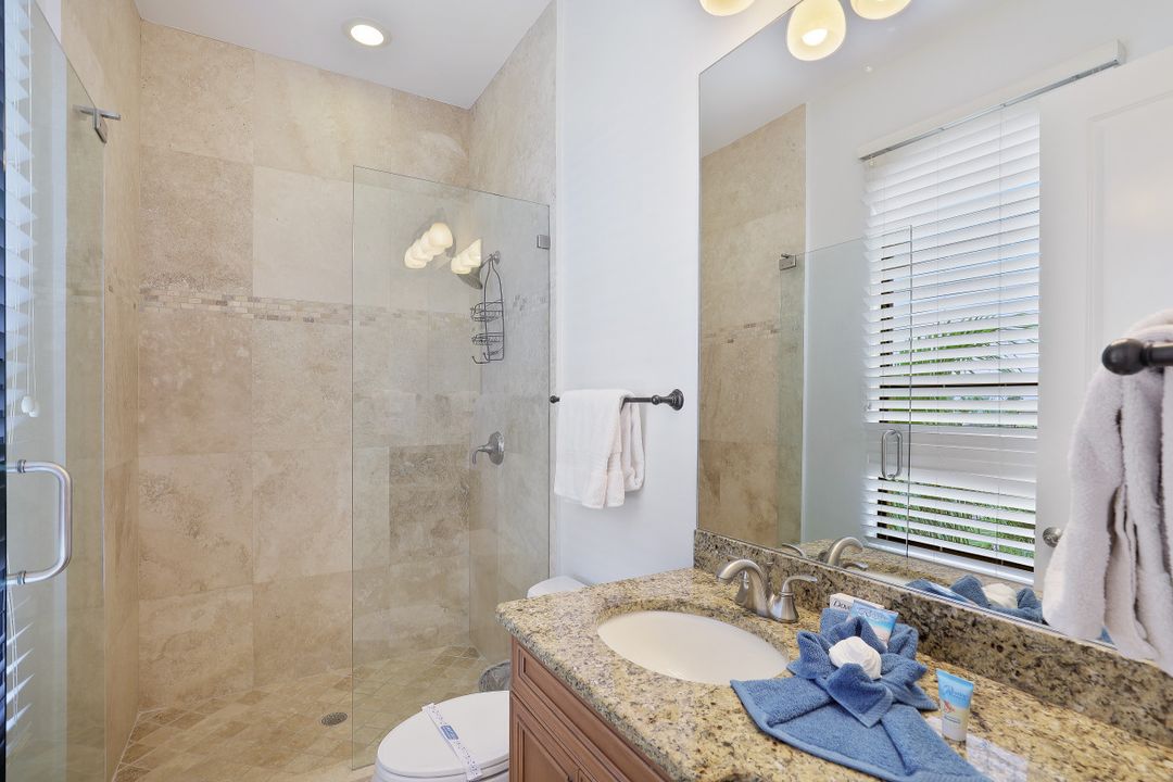 500 Spinnaker Dr, Marco Island, FL 34145