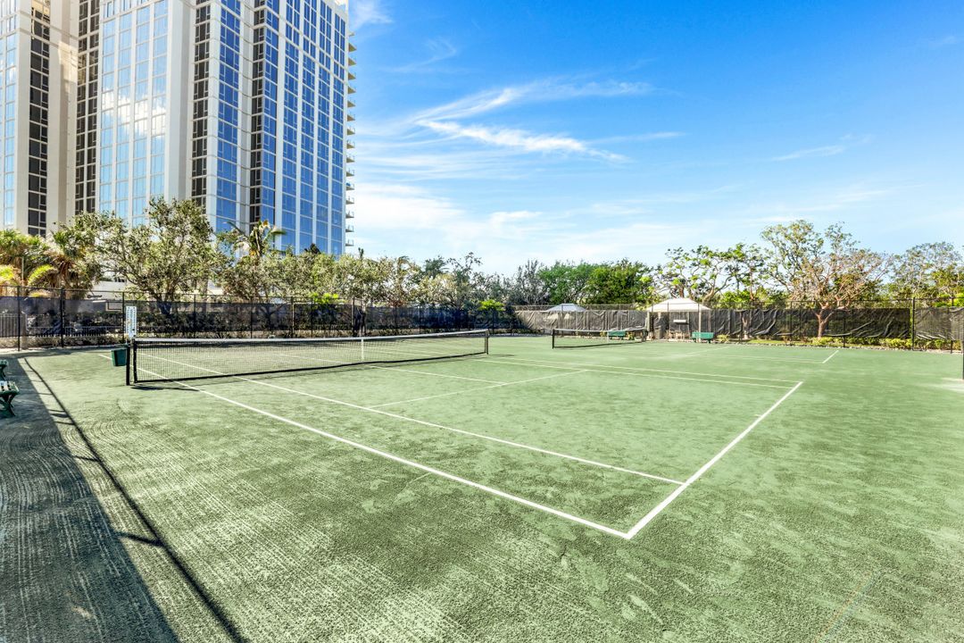 7117 Pelican Bay Blvd #1603, Naples, FL 34108