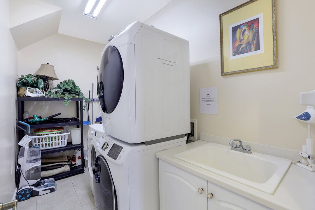 748 Milan Ct, Marco Island, FL 34145