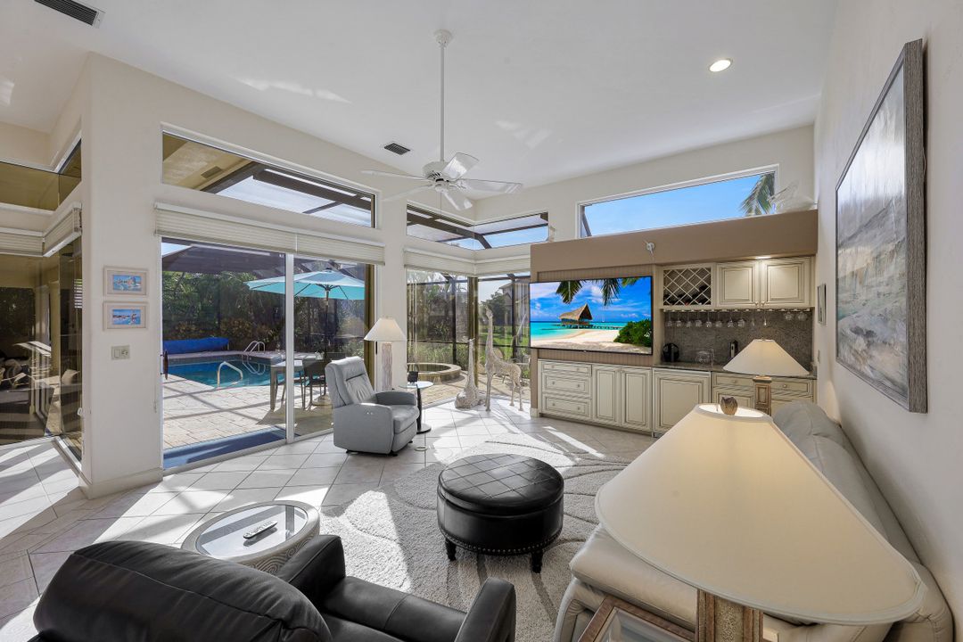 800 Arcadia Ct, Marco Island, FL 34145