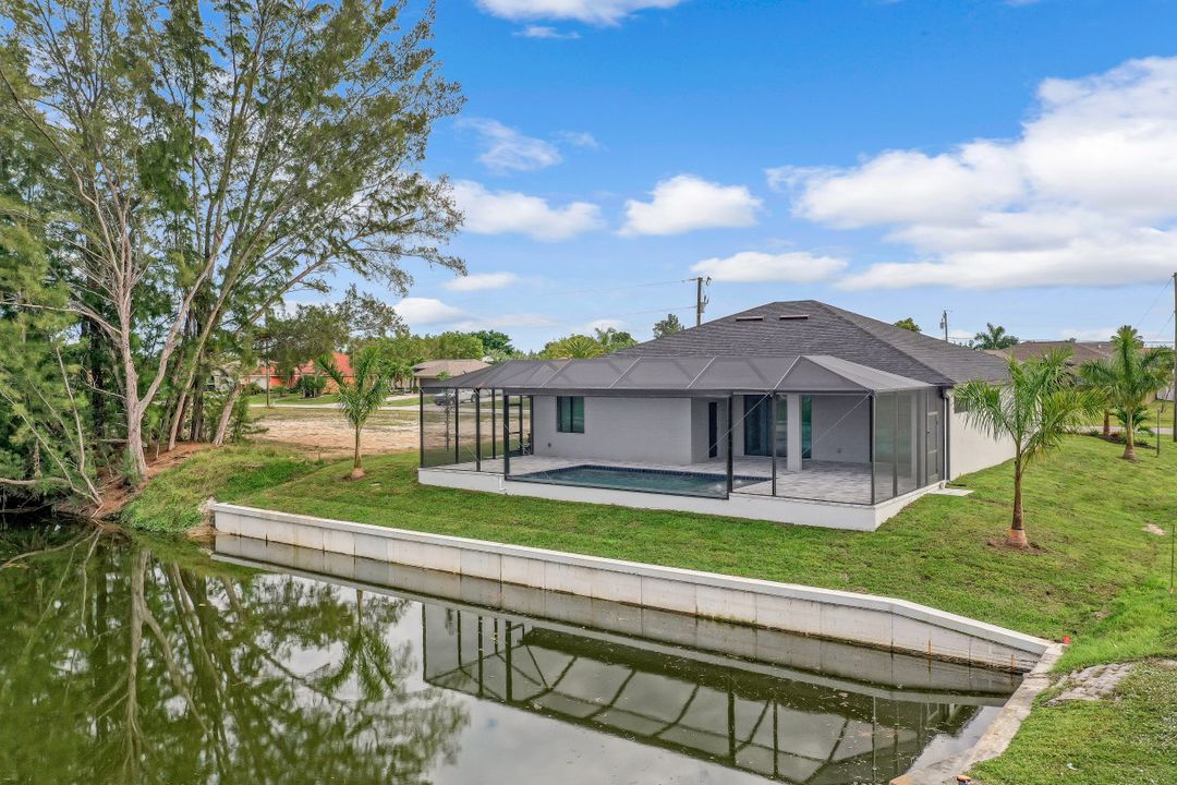 1529 SW 28th Terrace, Cape Coral, FL 33914