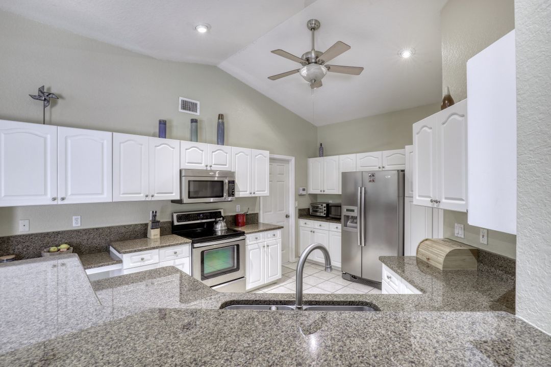 314 SE 22nd St, Cape Coral, FL 33990