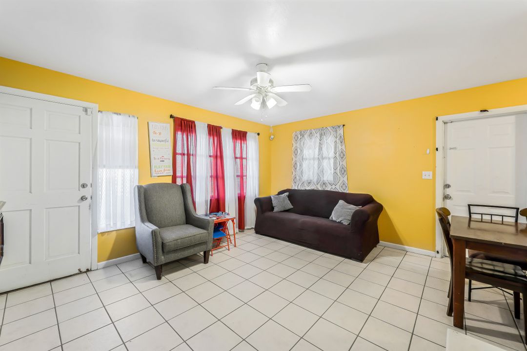 926 Marsh Ave, Fort Myers, FL 33905