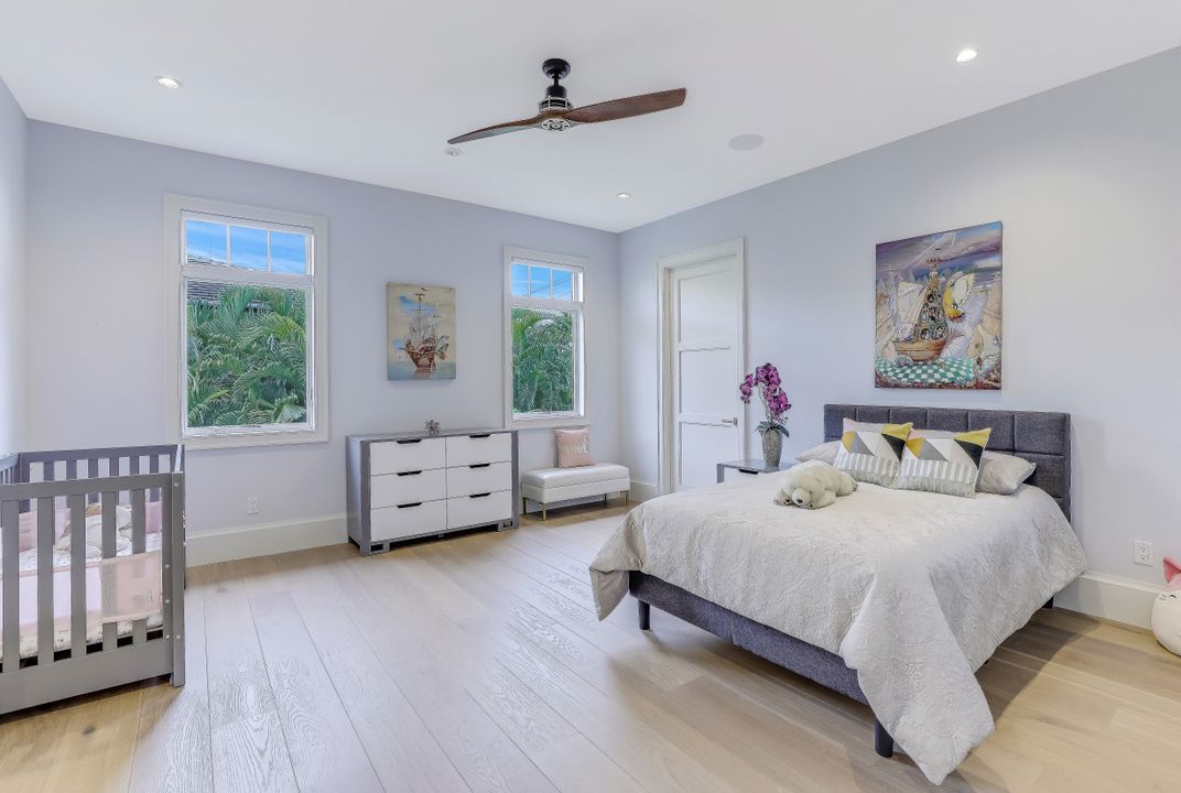 1824 Alamanda Dr, Naples, FL 34102