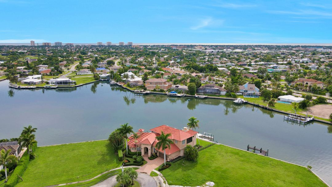 1404 Butterfield Ct, Marco Island, FL 34145
