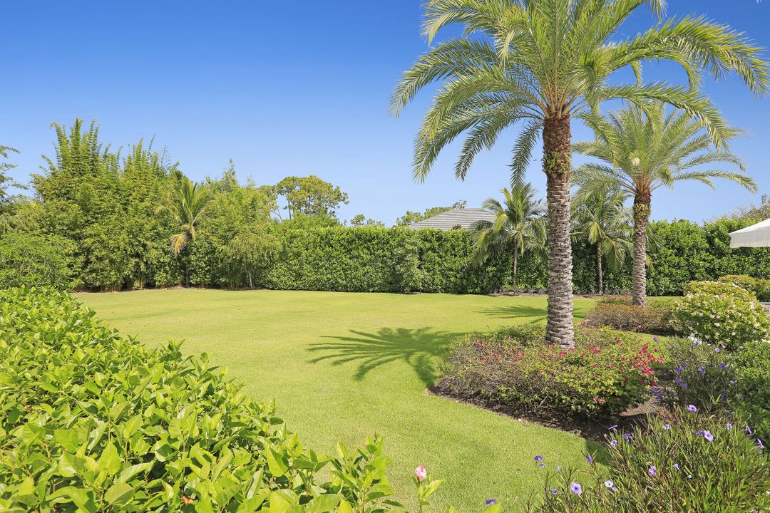 705 Myrtle Rd, Naples, FL 34108