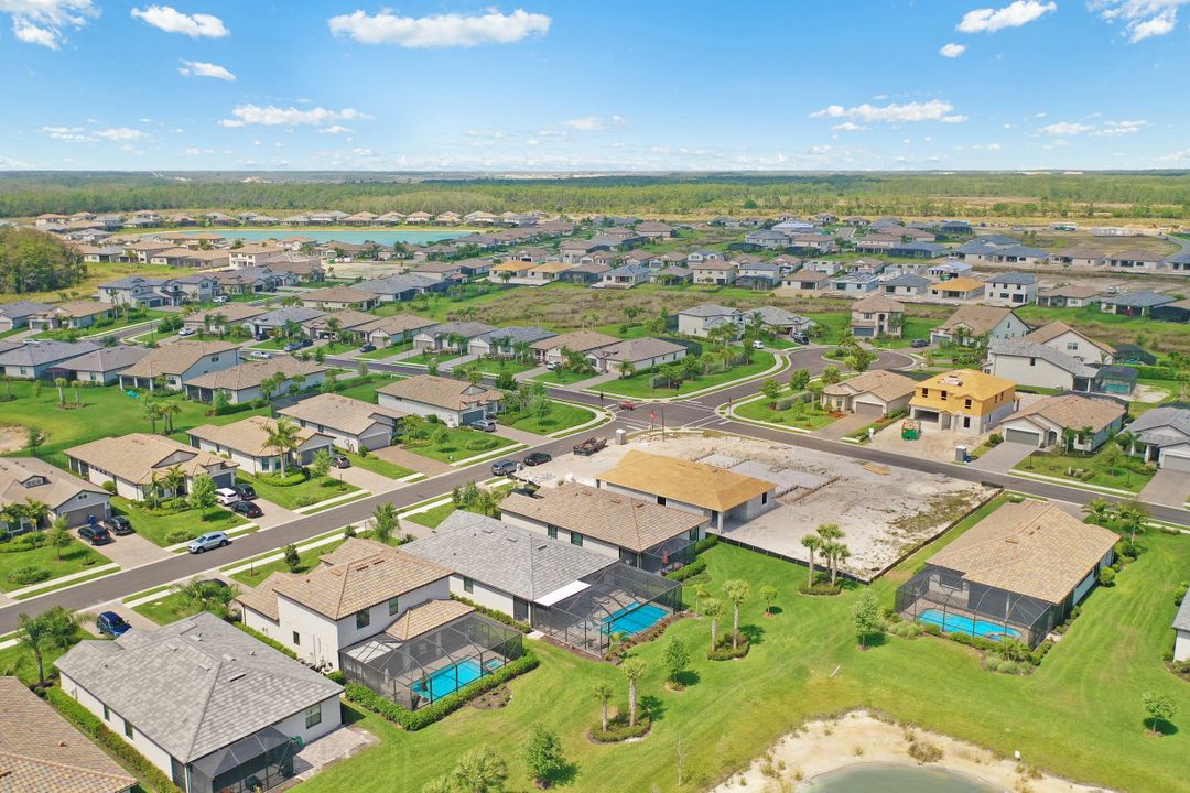 19813 Bittersweet Ln, Estero, FL 33928