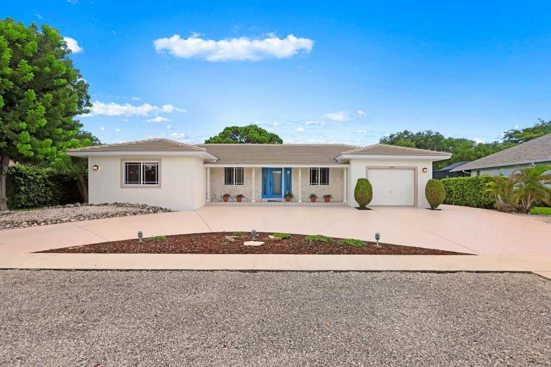 568 Nassau Rd, Marco Island, FL 34145