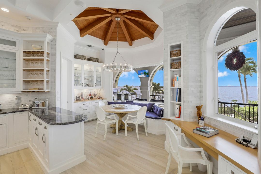 518 Coral Dr, Cape Coral, FL 33904