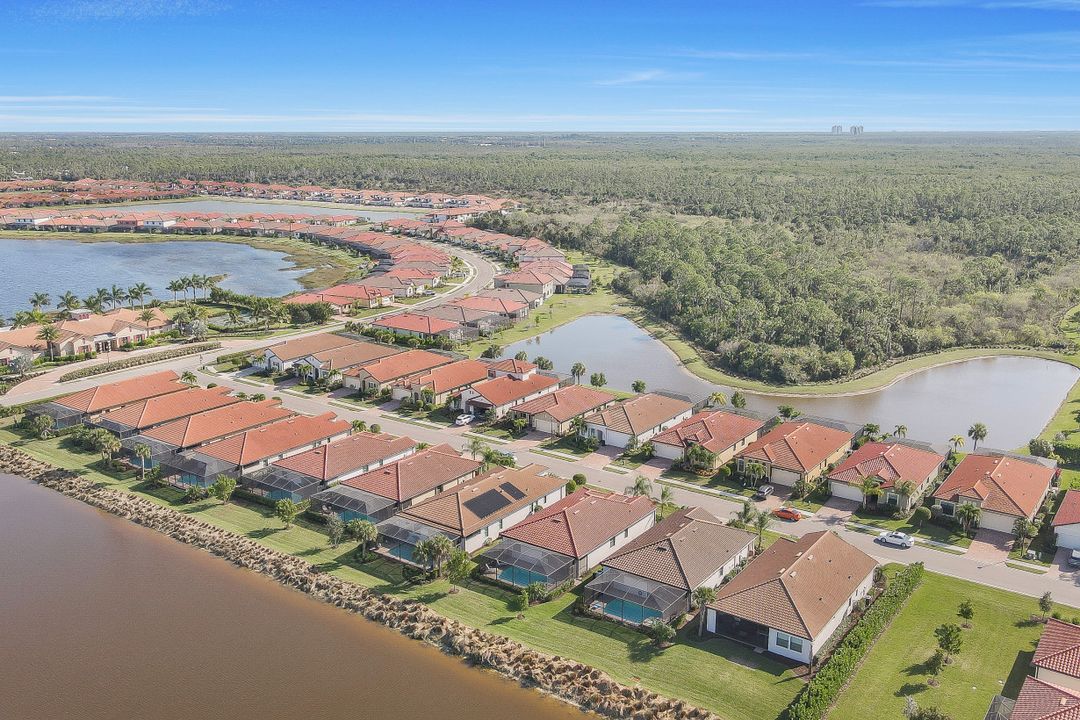 1493 Artesia Dr W, Naples, FL 34113