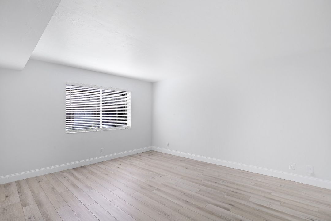 4001 Ice Castle Way #5, Naples, FL 34112