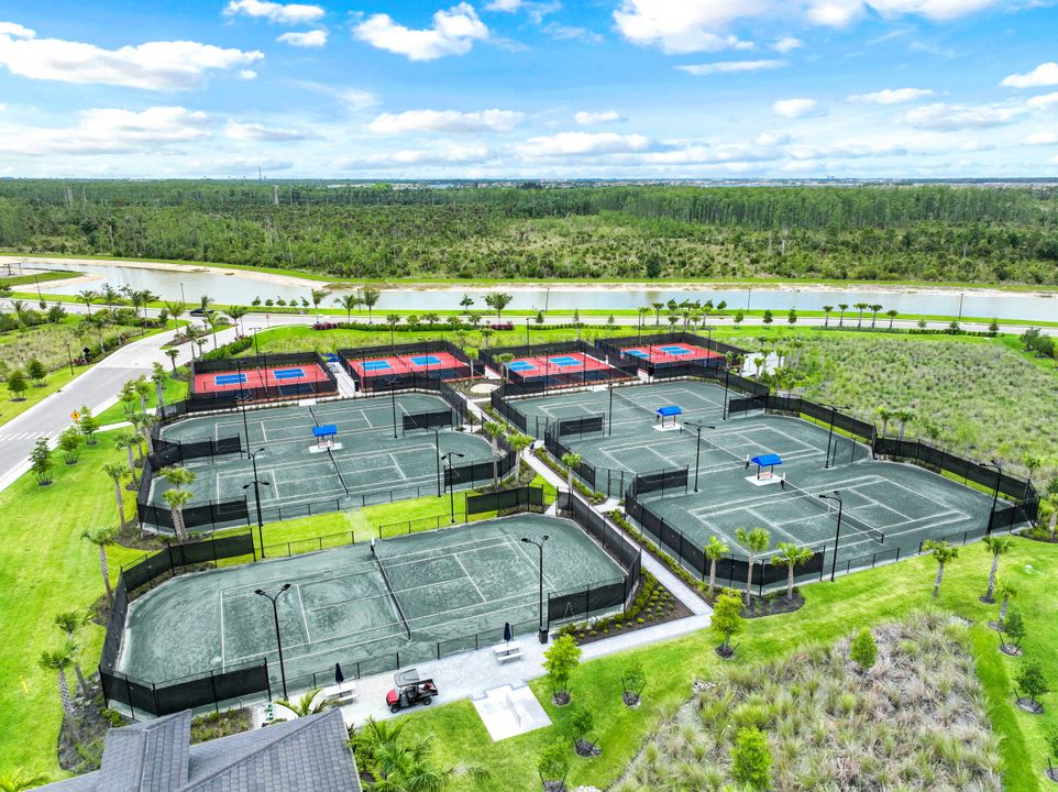 19264 Aqua Shore Dr, Fort Myers, FL 33913